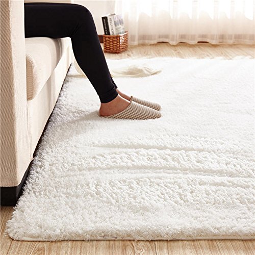 7*8 FLUFFY CARPET(OFF WHITE)