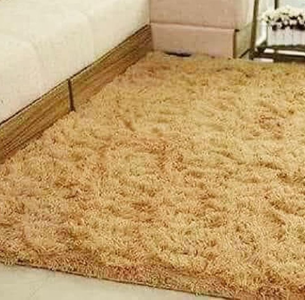 7*10 FLUFFY CARPET(LIGHT BROWN)